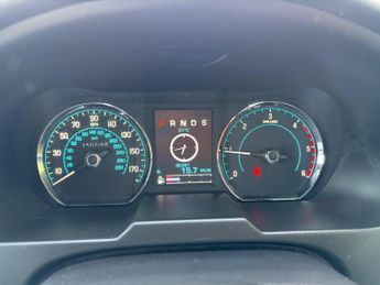 Jaguar XF 2.2d Premium Luxury Auto Euro 5 (s/s) 4dr