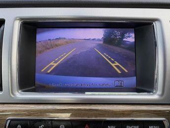 Jaguar XF 2.2d Premium Luxury Auto Euro 5 (s/s) 4dr