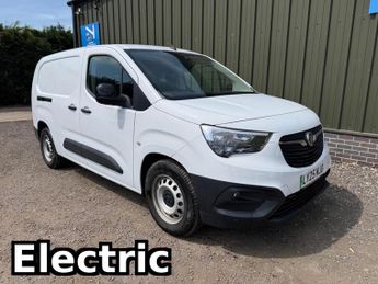 Vauxhall Combo 2300 50kWh Dynamic Van AUTO L2