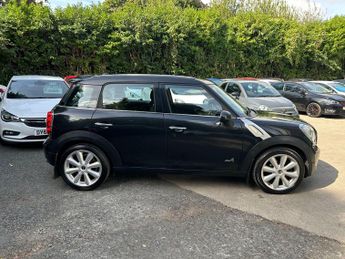 MINI Countryman 2.0 Cooper D Auto ALL4 Euro 5 5dr