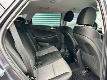 HYUNDAI TUCSON 1.6 Tucson SE Nav TGDi 2WD Semi-Auto 5dr