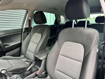 HYUNDAI TUCSON 1.6 Tucson SE Nav TGDi 2WD Semi-Auto 5dr