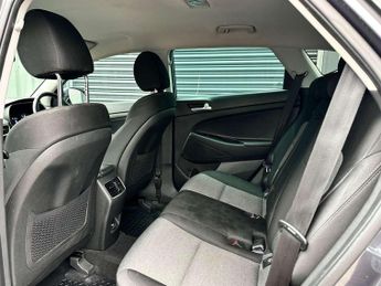 HYUNDAI TUCSON 1.6 Tucson SE Nav TGDi 2WD Semi-Auto 5dr