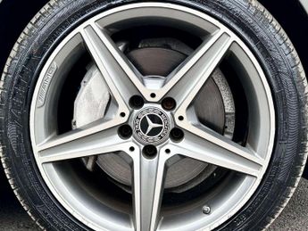 Mercedes-Benz C-CLASS 2.1 C250 SE Bluetec Auto 4dr