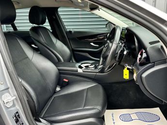 Mercedes-Benz C-CLASS 2.1 C250 SE Bluetec Auto 4dr