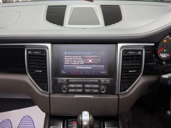 Porsche Macan 3.0 V6 S PDK 4WD Euro 6 (s/s) 5dr