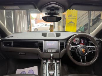 Porsche Macan 3.0 V6 S PDK 4WD Euro 6 (s/s) 5dr