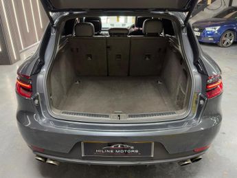 Porsche Macan 3.0 V6 S PDK 4WD Euro 6 (s/s) 5dr
