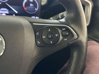 Vauxhall Mokka Electric 50kWh Elite Nav Premium SUV 5dr Electric Auto (136 ps)