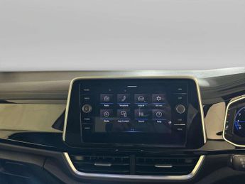 Volkswagen T-Roc 1.5 TSI R-Line SUV 5dr Petrol Manual Euro 6 (s/s) (150 ps)