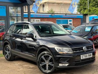 Volkswagen Tiguan 2.0 TDI BlueMotion Tech SE Navigation SUV 5dr Diesel DSG 4Motion
