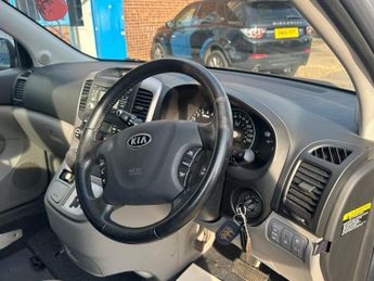 Kia Sedona 2.2 CRDi 3 MPV 5dr Diesel Automatic (199 g/km, 192 bhp)