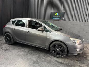 Vauxhall Astra 2.0 CDTi ecoFLEX SRi Euro 5 (s/s) 5dr