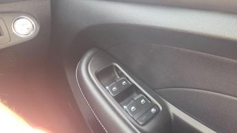 MG MG5 52.5kWh Exclusive Auto 5dr