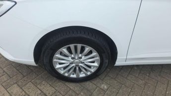 MG MG5 52.5kWh Exclusive Auto 5dr