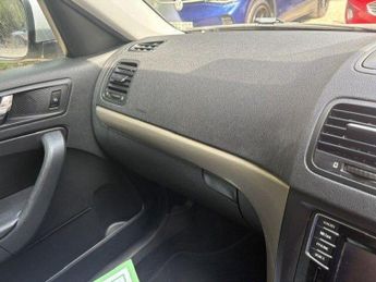 Skoda Yeti 1.2 TSI SE L Drive Outdoor DSG Euro 6 (s/s) 5dr