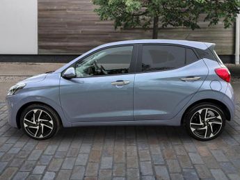 Hyundai i10 1.0 Premium Hatchback 5dr Petrol Auto Euro 6 (s/s) (63 ps)