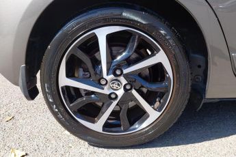 Toyota Yaris 1.5 VVT-h Excel E-CVT Euro 6 (s/s) 5dr