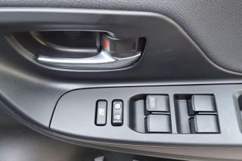 Toyota Yaris 1.5 VVT-h Excel E-CVT Euro 6 (s/s) 5dr