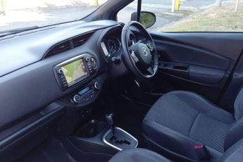 Toyota Yaris 1.5 VVT-h Excel E-CVT Euro 6 (s/s) 5dr