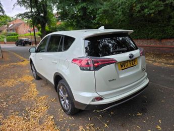 Toyota RAV4 2.5 VVT-h Business Edition Plus CVT Euro 6 (s/s) 5dr (Safety Sen
