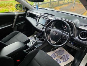 Toyota RAV4 2.5 VVT-h Business Edition Plus CVT Euro 6 (s/s) 5dr (Safety Sen