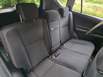 Toyota RAV4 2.5 VVT-h Business Edition Plus CVT Euro 6 (s/s) 5dr (Safety Sen