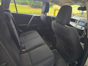Toyota RAV4 2.5 VVT-h Business Edition Plus CVT Euro 6 (s/s) 5dr (Safety Sen