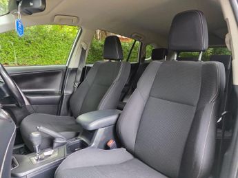 Toyota RAV4 2.5 VVT-h Business Edition Plus CVT Euro 6 (s/s) 5dr (Safety Sen