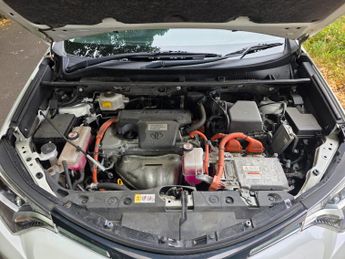 Toyota RAV4 2.5 VVT-h Business Edition Plus CVT Euro 6 (s/s) 5dr (Safety Sen