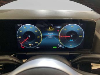 Mercedes-Benz EQA EQA 250 66.5kWh AMG Line SUV 5dr Electric Auto (190 ps)