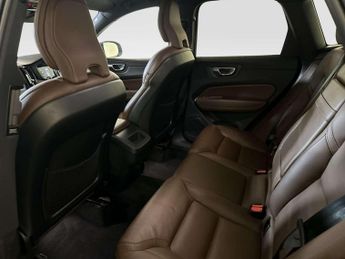 Volvo XC60 2.0 B5 MHEV Inscription SUV 5dr Petrol Hybrid Auto AWD Euro 6 (s