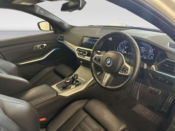 BMW 3 Series 2.0 330e 12kWh M Sport Touring 5dr Petrol Plug-in Hybrid Auto Eu