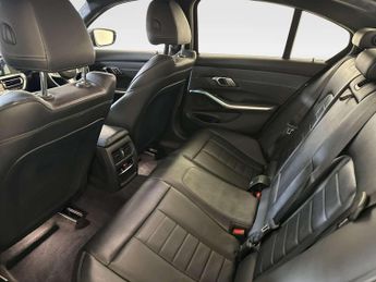 BMW 3 Series 2.0 330e 12kWh M Sport Saloon 4dr Petrol Plug-in Hybrid Auto Eur