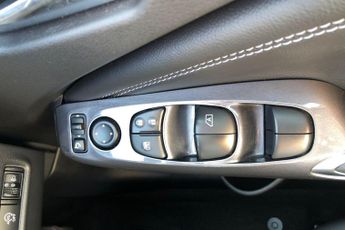 Nissan Juke 1.0 DiG-T 114 N-Connecta 5dr DCT