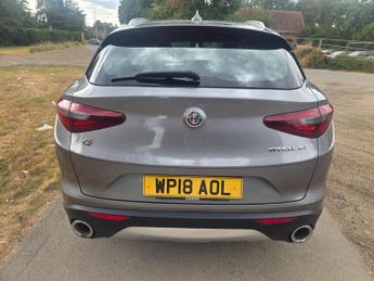 Alfa Romeo Stelvio 2.2 TD Speciale Auto Q4 AWD Euro 6 (s/s) 5dr
