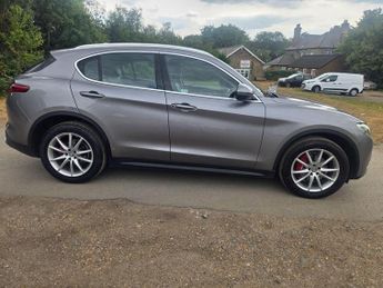 Alfa Romeo Stelvio 2.2 TD Speciale Auto Q4 AWD Euro 6 (s/s) 5dr