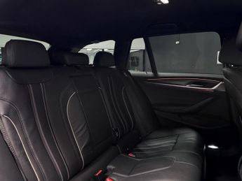 BMW 5 Series 530e xDrive M Sport Touring