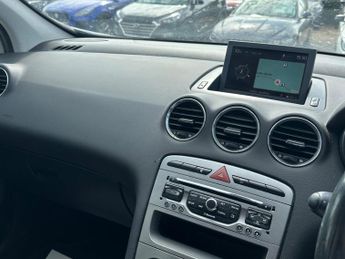 Peugeot 308 SW 1.6 e-HDi SR Euro 5 (s/s) 5dr
