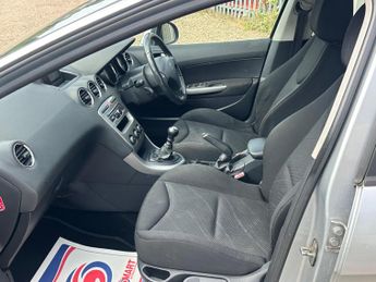 Peugeot 308 SW 1.6 e-HDi SR Euro 5 (s/s) 5dr