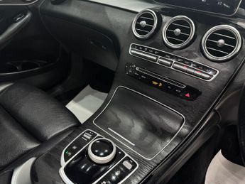 Mercedes-Benz GLC 2.0 GLC250 AMG Line (Premium) G-Tronic+ 4MATIC Euro 6 (s/s) 5dr