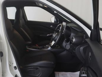 Nissan Juke 1.0 DIG-T N-Connecta DCT Auto Euro 6 (s/s) 5dr