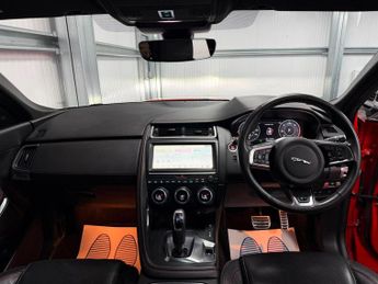 Jaguar E-PACE 2.0 D150 Chequered Flag Auto AWD Euro 6 (s/s) 5dr