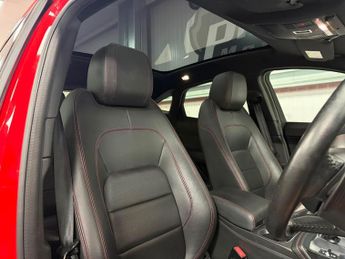 Jaguar E-PACE 2.0 D150 Chequered Flag Auto AWD Euro 6 (s/s) 5dr