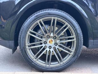 Porsche Cayenne 3.0 TD V6 Platinum Edition TiptronicS 4WD Euro 6 (s/s) 5dr