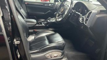 Porsche Cayenne 3.0 TD V6 Platinum Edition TiptronicS 4WD Euro 6 (s/s) 5dr