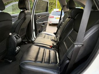Kia Sorento 2.2 CRDi KX-2 AWD Euro 6 (s/s) 5dr