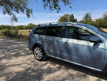 Volkswagen Passat 2.0 TDI BlueMotion Tech Alltrack DSG 4Motion Euro 5 (s/s) 5dr