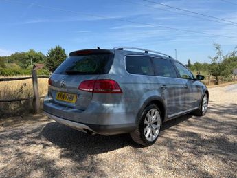 Volkswagen Passat 2.0 TDI BlueMotion Tech Alltrack DSG 4Motion Euro 5 (s/s) 5dr