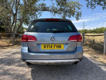 Volkswagen Passat 2.0 TDI BlueMotion Tech Alltrack DSG 4Motion Euro 5 (s/s) 5dr